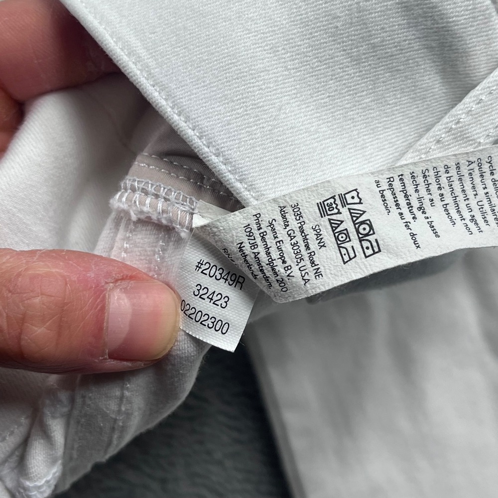Spanx Clean Elevate Flare Jeans White Pull On High Rise 20349R Womens 1X Tall - Picture 4 of 12